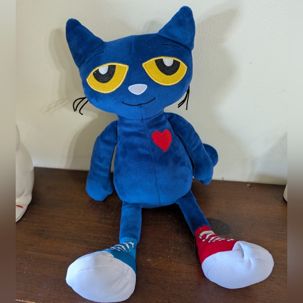 Pete The Cat Kohl's Care 15" Cat Plush Stuffed Animal 2023 Red Heart EUC - Picture 10 of 10